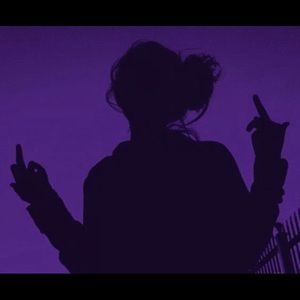 Meet your Posher, Naomi